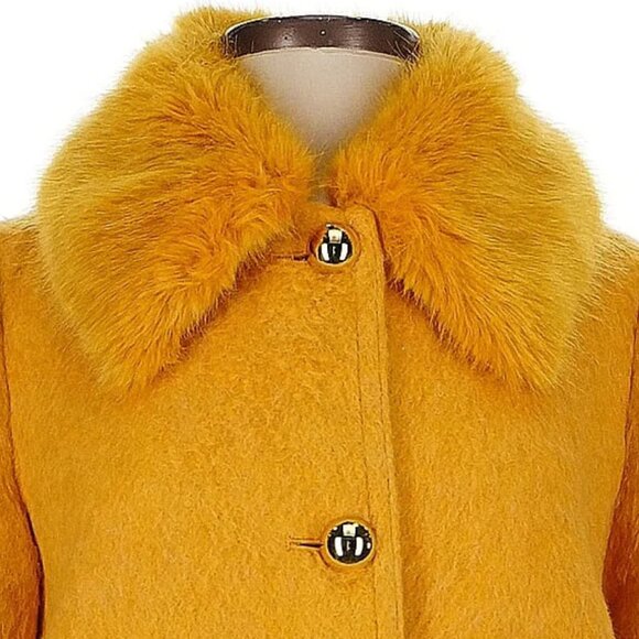 ๐ฅ๐SHOWSTOPPER!๐๐ฅKATE SPADE YELLOW FLUFFY WOOL COAT W/ FUR COLLAR & CUFFS - Picture 15 of 16
